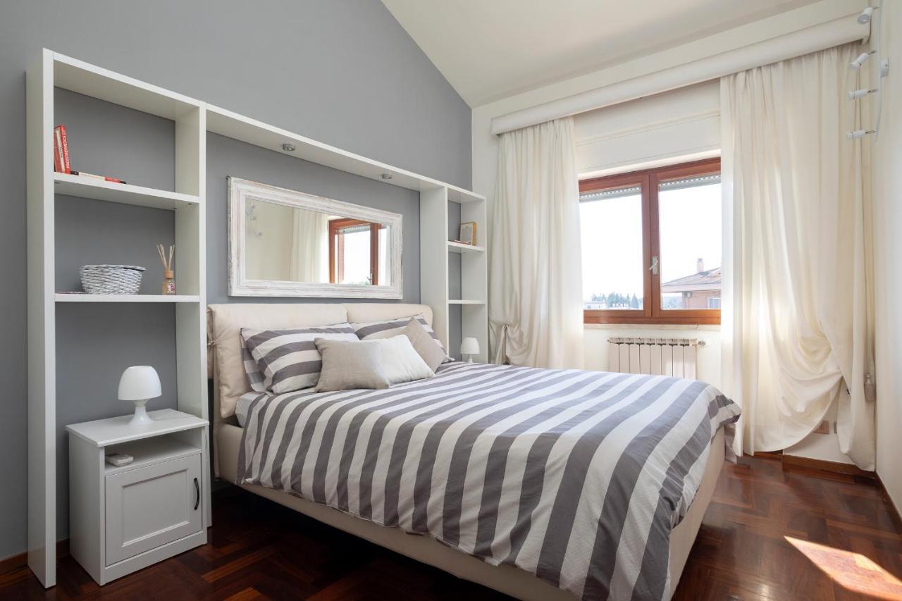 Anagnino White *