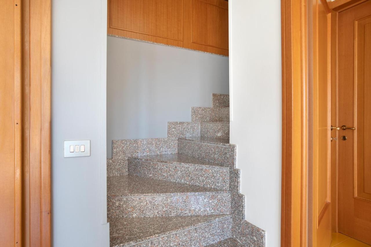 Apartamento Anagnino White Roma