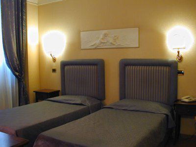 Hotell Varese 3*