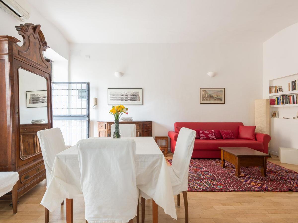 Colosseo Apartment *