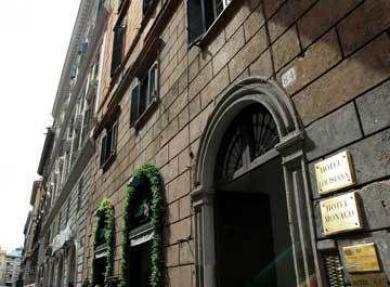 Hotell Nuova Monaco *