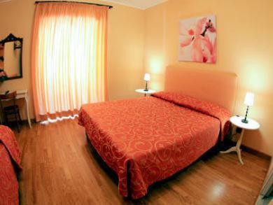Nuova Monaco Hotell