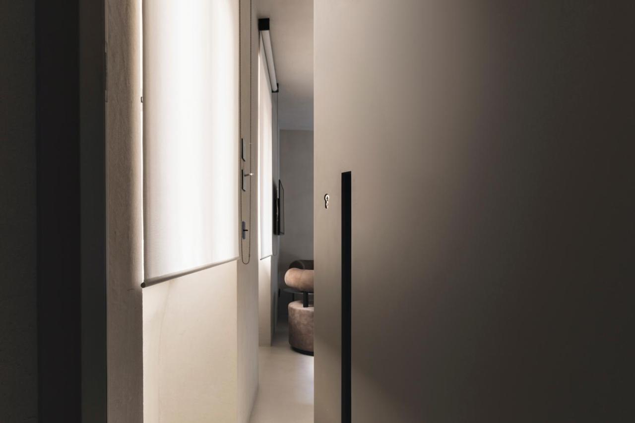 Hotel Scenario