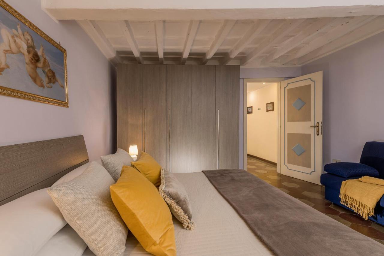 Pf Apartment *