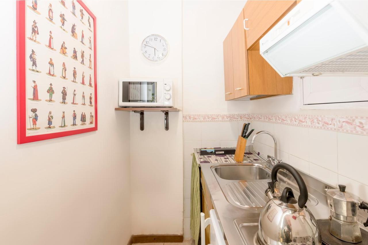 Apartment Pf Rom