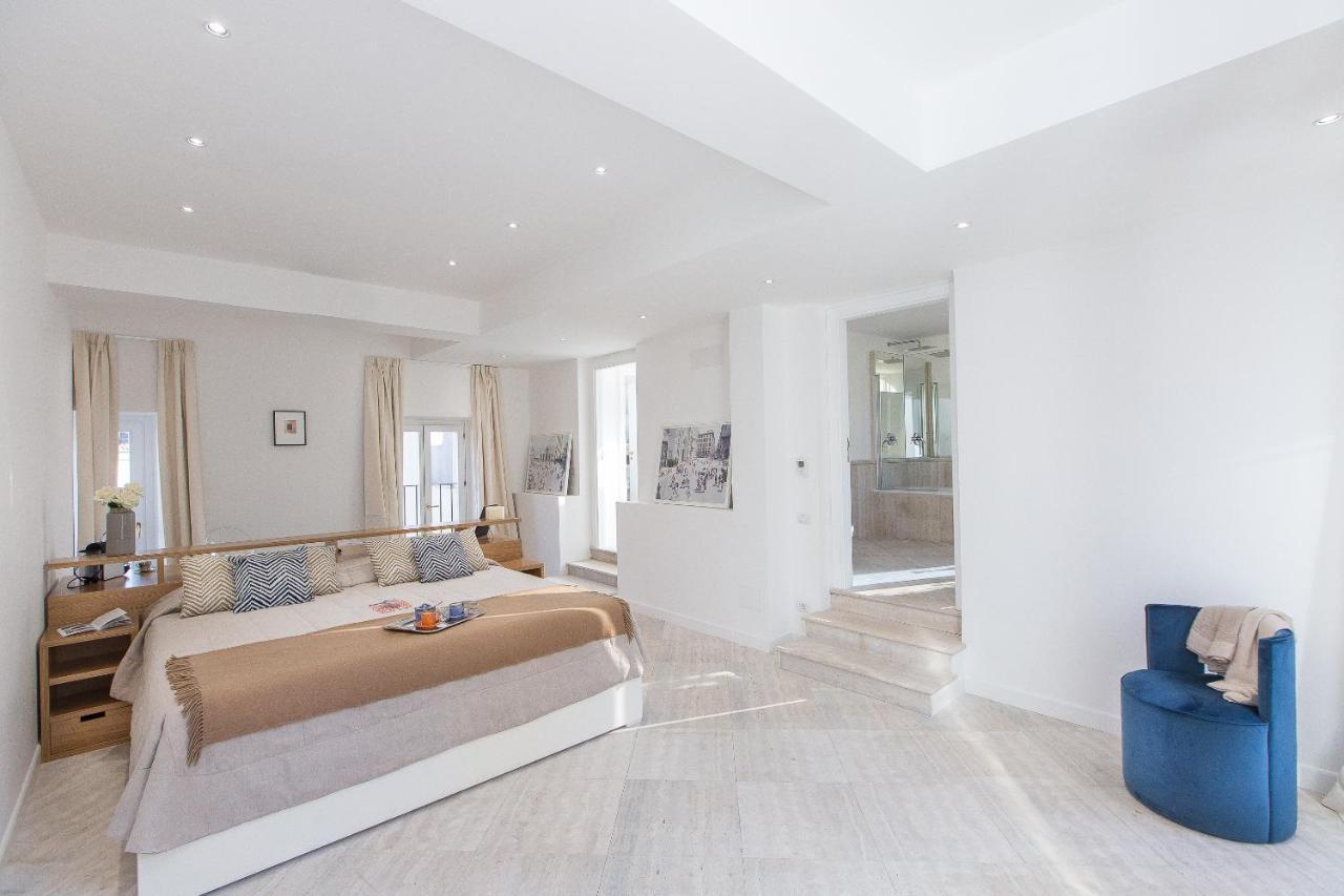 Amazing Penthouse Piazza Venezia Apartamento