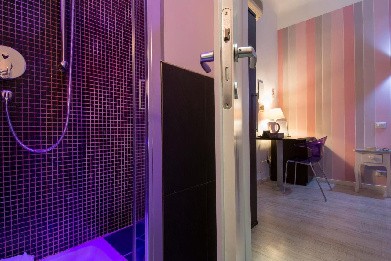 Chroma Italy - Chroma Tessera Bed & Breakfast Roma