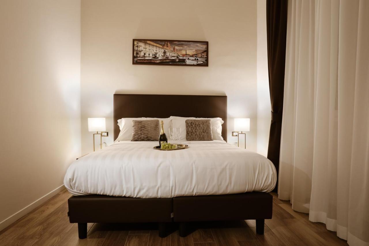 Elegant - * Rome