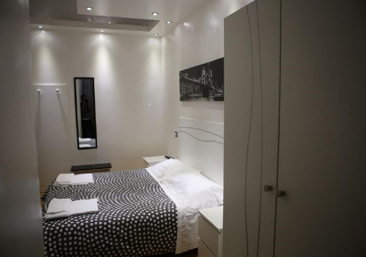 Vatican And Kitchen Hotell