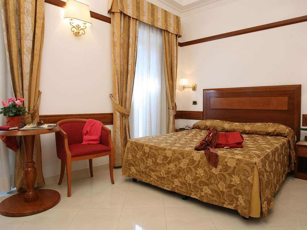 San Carlo Hotel 3*