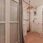Gonfalone Apartment