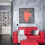Iflat A Sparkle Of Red In Trastevere