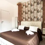 Residenza Tupini, S.Pietro Suites