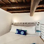 Sleek Flat 4 Guests 450Mt From The Colosseum