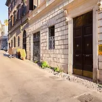 Rome Boutique Home Colosseum