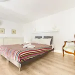 Cairoli Interno 9A