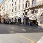 Trevi Fountain Deluxe - Your Italian Holidays