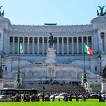 Fontana Di Trevi Luxury Nest