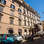 3 Bedrooms Vatican Rome City Center Apt