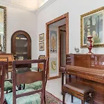 Piazza Vittorio Exclusive Apartment