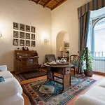 Roman Holiday Apartment For 6 By Piazza Navona