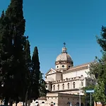 Domus Quiritum Elite, Vatican Luxury Apartment