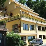 Villa Del Lago
