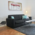 Crispi Modern Flat In The Historic Center