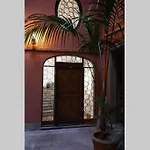 Unforgettable Split Level Jacuzzi Suite Navona