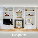 Eluta Holiday Home