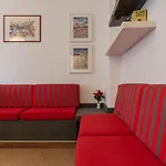 Piazza Bologna Comfortable Apartment