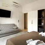 Residenza Tupini, S.Pietro Suites