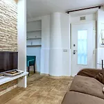 Lovely Apartment Ground Floor Colosseo Wi-Fi Ac