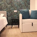 Vite 99 Spanish Steps Room
