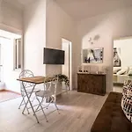 Amedeus Ottaviano Apartment