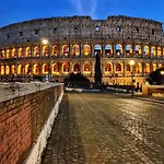 Colosseum Street Home
