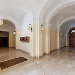 Castel Sant\'Angelo Design Apartment