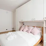 G&C House