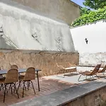 Albaroma Apartment