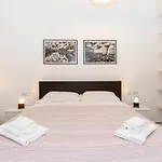 Sant\'Erasmo Suite