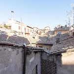 Stunning Campo De Fiori Apartment With Terrace