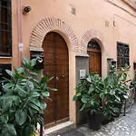 Trastevere Four Seasons Trilussa 1