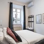 New! Completely Renovated Apt In Vatican!
