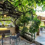 Garden House - Luxury Guest House - Only Self Check In