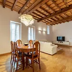 Pantheon Luxury Apartment