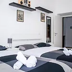 Gioia S House