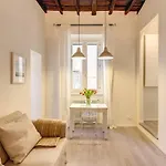 Trastevere Bright Apartment