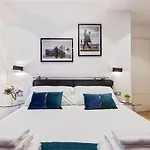 Rome As You Feel - Bazzoni Vatican Apartment