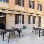 Domus Aurea B&B And Suites