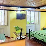 La Casa Simpatia - Hotel con Parcheggio a Richiesta Convenzionato !